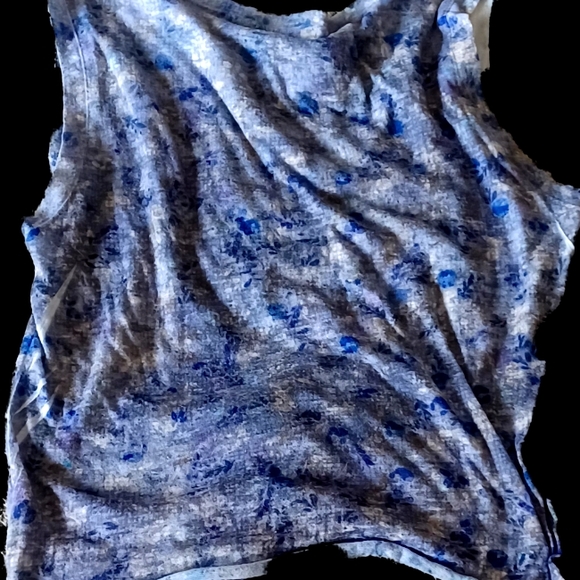 Teen top - Picture 1 of 2